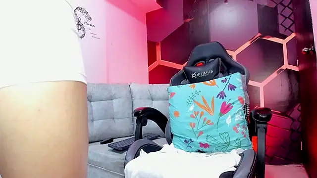 CristianPrime's Live XXX Chat