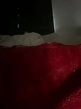 GusanoDelicioso Adlı Modelin Canlı XXX Sohbeti