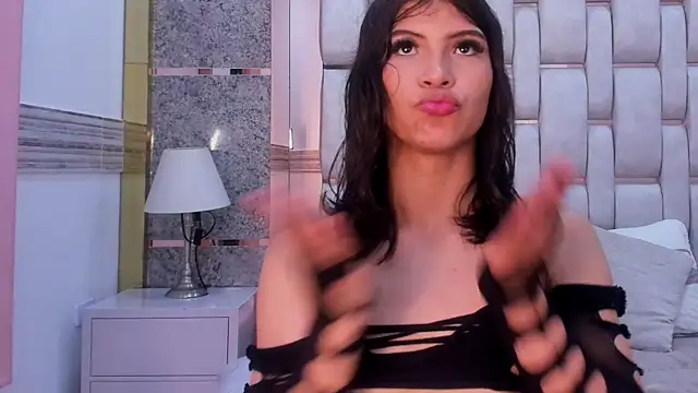 Luna_Femme – Live XXX-chat