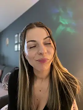 Mia_Ethan's Live XXX Chat