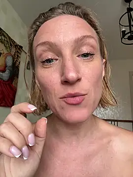 UmaTruewoman's Live XXX Chat