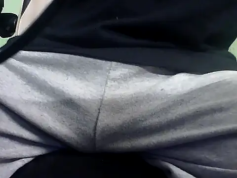 Precumking1's Live XXX Chat