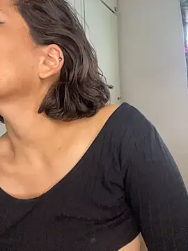 eva_luz Adlı Modelin Canlı XXX Sohbeti