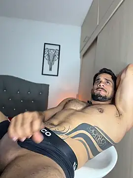 Онлайн чат XXX Maximiliano_ford