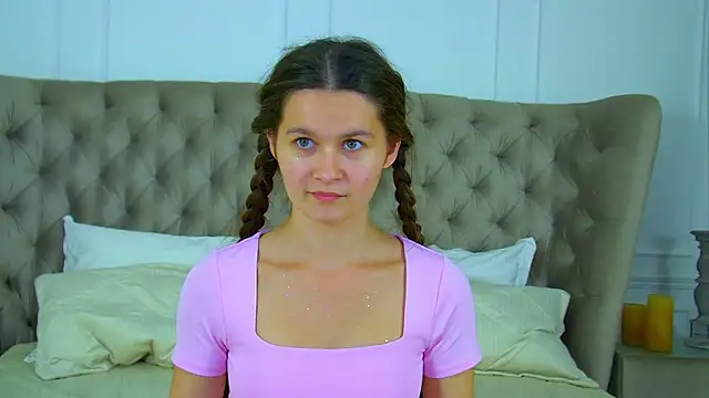 JuliettaTiffani Adlı Modelin Canlı XXX Sohbeti