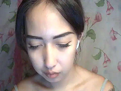 XXnaughty_08XX লাইভ XXX চ্যাট