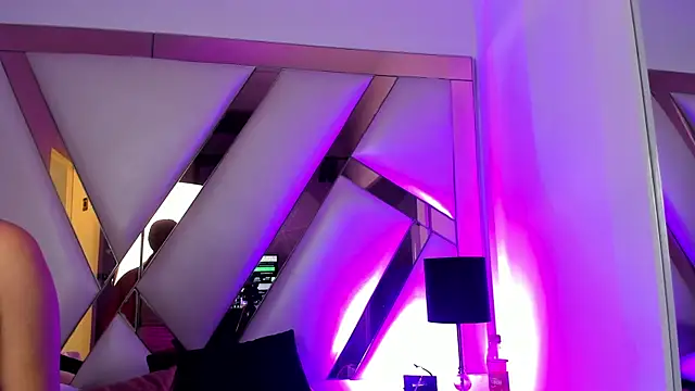 AliceCruzz's Live XXX Chat
