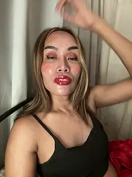 RomanticPearlTS XXX чат на живо
