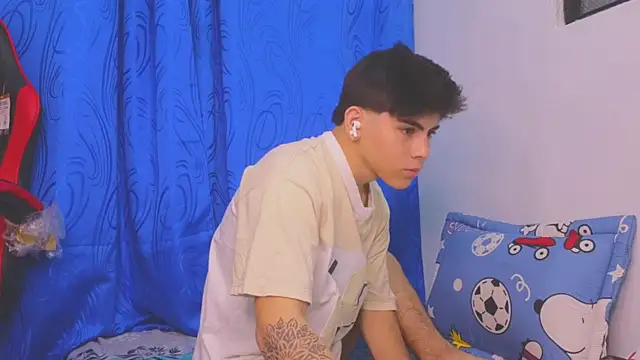 josethariaz25 Pertunjukan Webcam