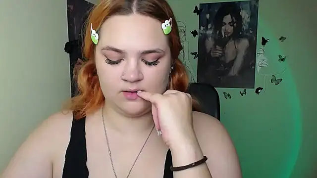 RinaRiii Chat XXX in diretta