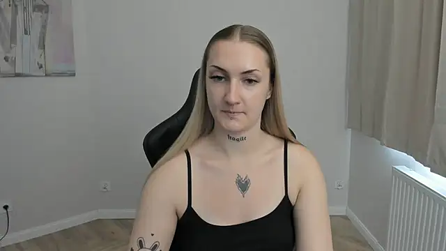 AlexaTease 现场XXX聊天