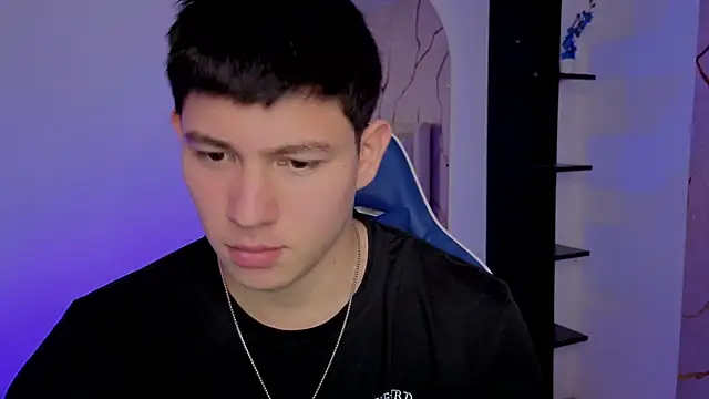 Živý XXX chat JamesCr_
