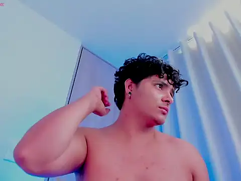 Yossef_ftm Chat XXX live