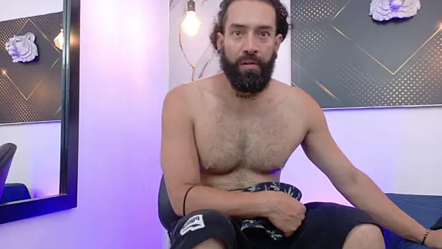 theronnyone's Live XXX Chat