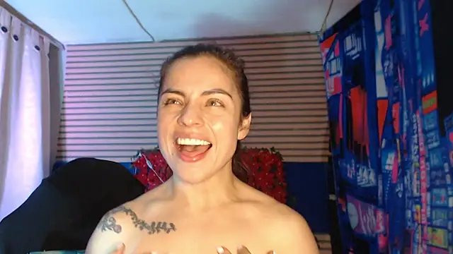 rosse_2504 Chat XXX in diretta