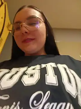 Czat XXX na żywo – Juliet_elary