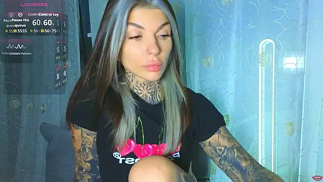 tattooedBabyy's Live XXX Chat