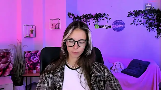 lia_dream_ élő XXX-chatje