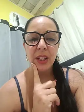 Chatroom XXX en direct de regina475