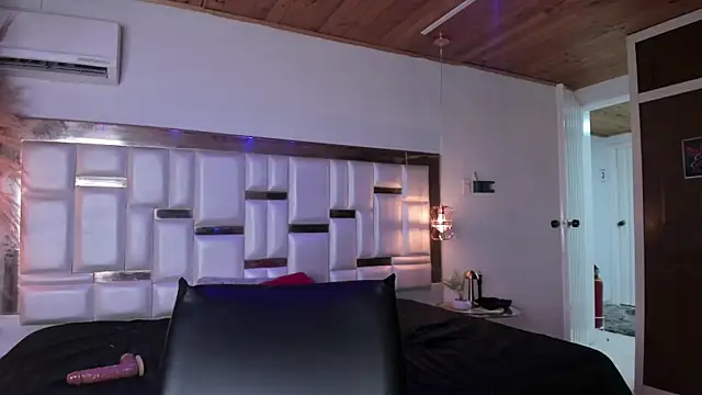 KateMoorex Live XXX-Chat