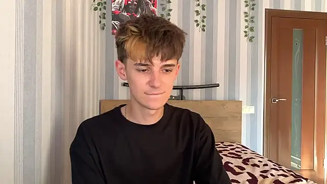 yoursexykun Webcam-Show