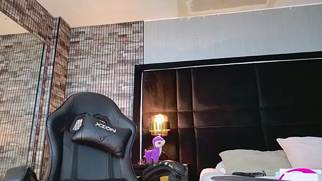 Živý XXX chat AlaskaWilliams