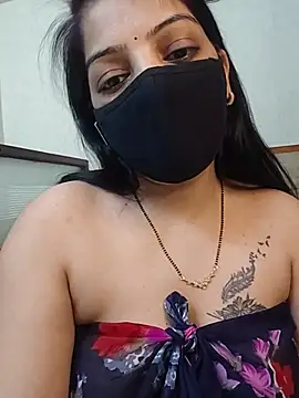 Chat +18 de Hot_pooja2 ao vivo