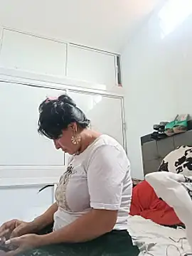 katysquirtdirty XXX чат на живо