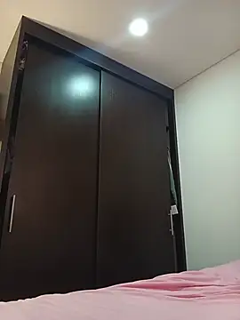 MiaIsabela_のウェブカメラショー