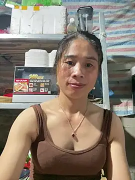tinacum012's Live XXX Chat