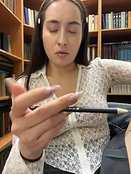 Chat XXX ao vivo de Holly_Play