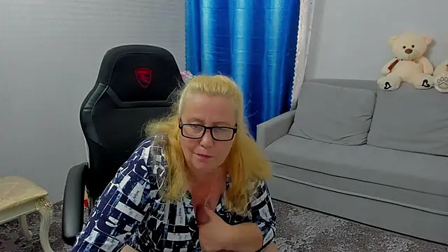 Frau_Marta's Live XXX Chat