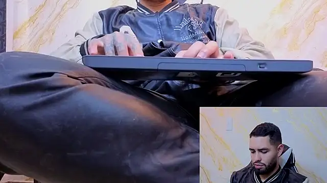 matteosantos' Live XXX Chat
