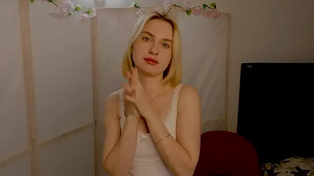 Вебкам-шоу EulaZolla