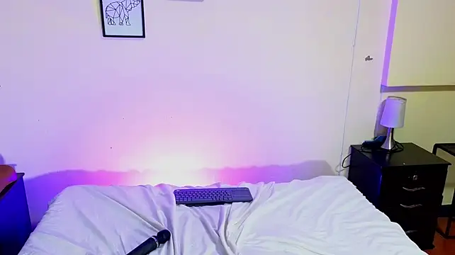 XXX chat uživo modela TokyoSky
