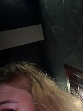AdelRich's Live XXX Chat