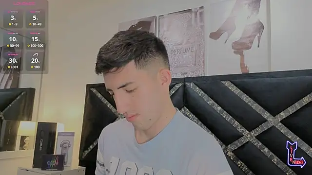 Chat XXX en directo de Un_Sluttyy