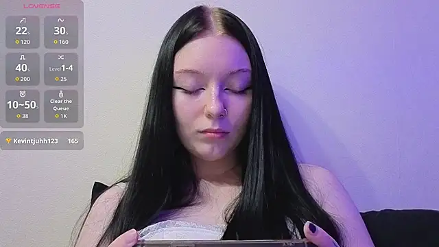 NaomiBunnys Chat XXX in diretta