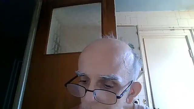 Chatroom XXX en direct de mariusica1@xh