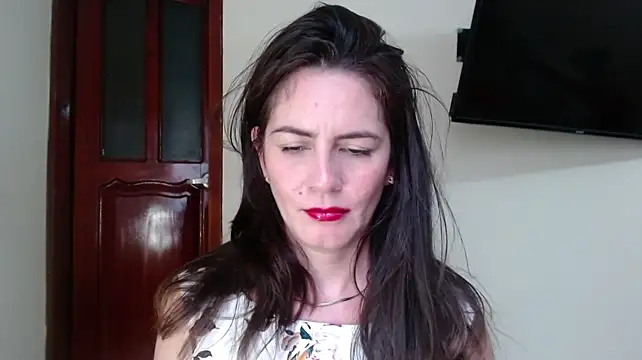 Czat XXX na żywo – Hanny_24