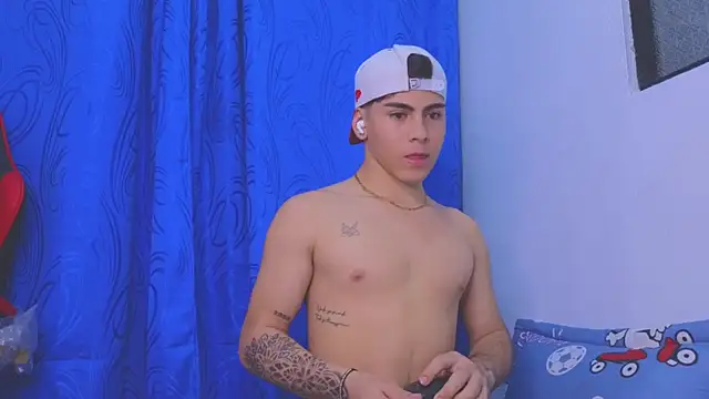 josethariaz25 Live XXX-Chat