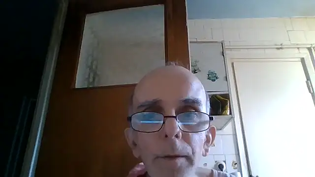 mariusica1@xh Chat XXX live