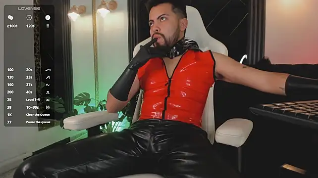 LuccaMallard Adlı Modelin Web Kamerası Şovu