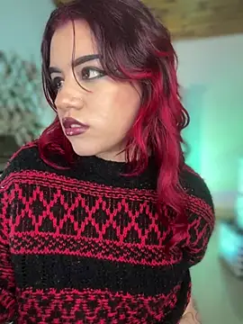 NikkiNix Chat XXX in diretta