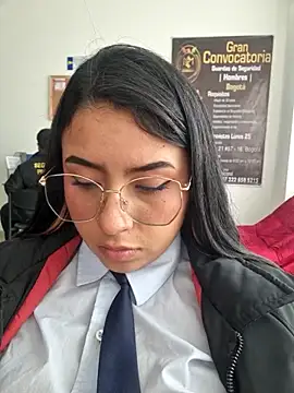 Angela__05 élő XXX-chatje