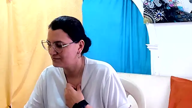 MARILYN_GARCIA: онлайн-секс-чат