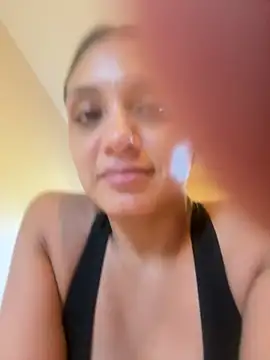 mariaesmeralda élő XXX-chatje