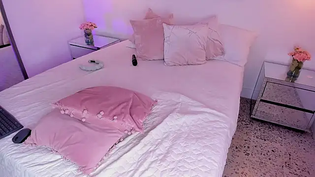 Chatroom XXX en direct de camilaa7
