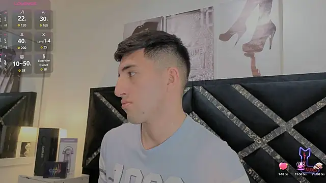 Chat +18 de Un_Sluttyy ao vivo