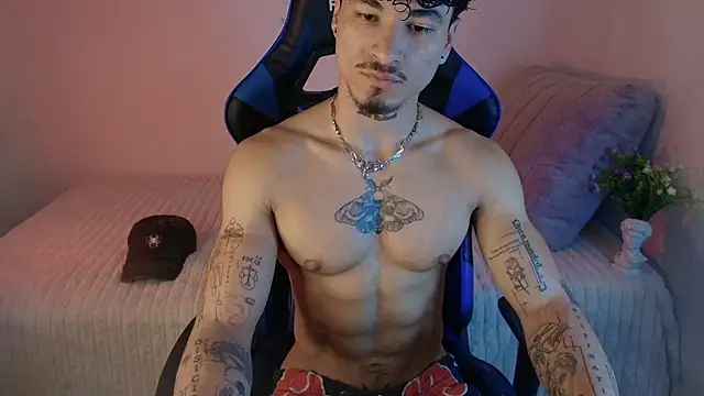 Chat +18 de Thomas_Fit1 ao vivo
